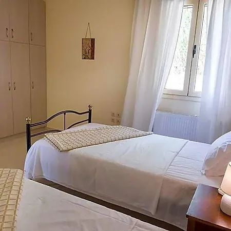 Monambeles Hotel 3*